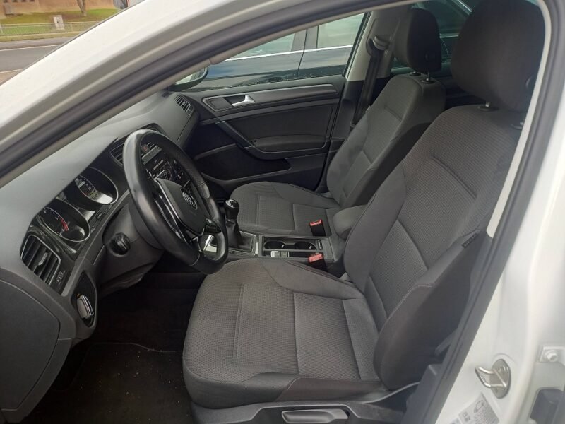 VOLKSWAGEN Golf Advance 1.6 TDI