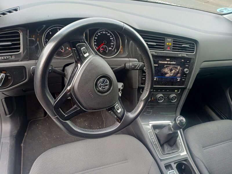 VOLKSWAGEN Golf Advance 1.6 TDI