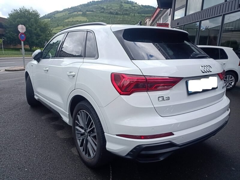 AUDI Q3 35 TFSI S Line