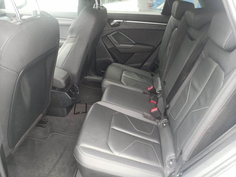 AUDI Q3 35 TFSI S Line