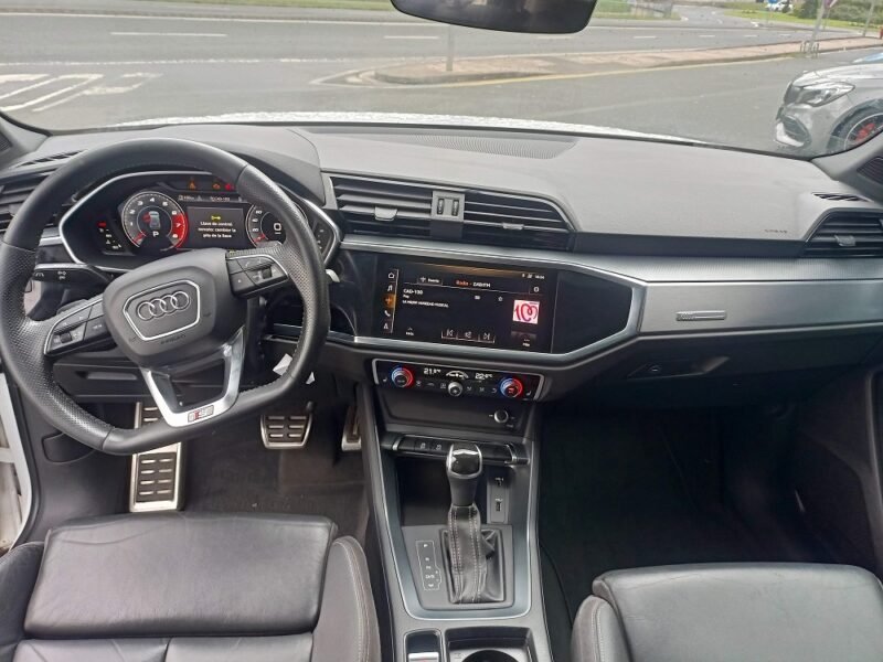 AUDI Q3 35 TFSI S Line