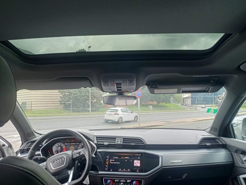 AUDI Q3 35 TFSI S Line