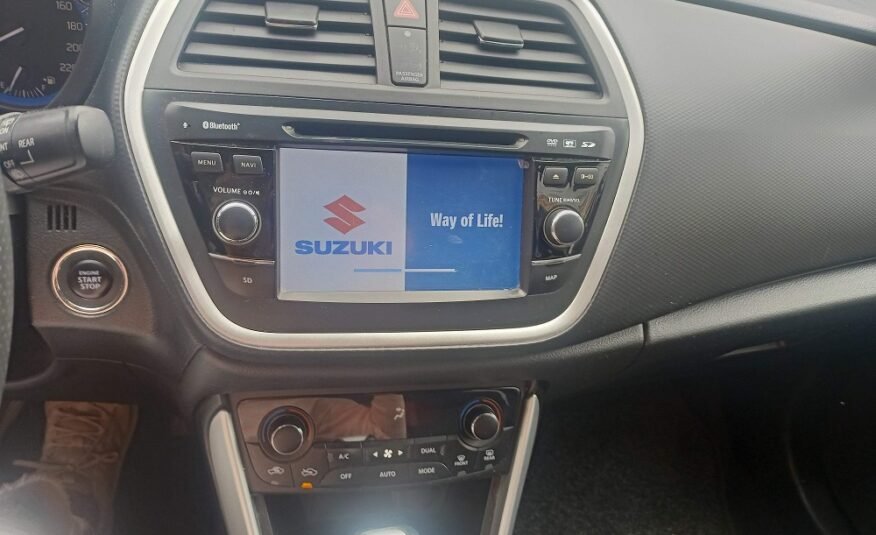 suzuki sx4 s-cross Sx4 s-cross diesel SX4 S-CROSS 1.6DDIS GLE 4X2