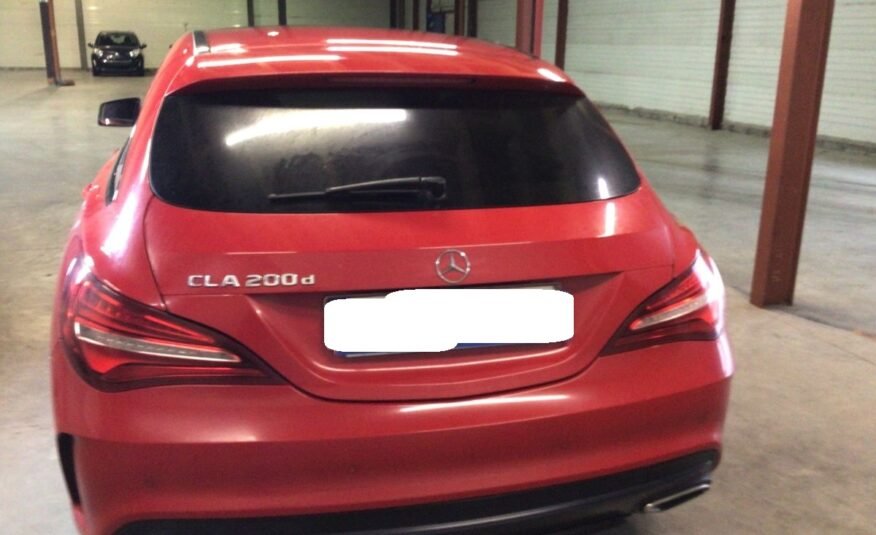 MERCEDES-BENZ Clase CLA 200 Shooting Brake AMG Line