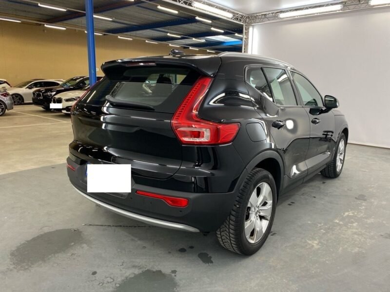 VOLVO xc40 2.0 D3 Momentum AWD