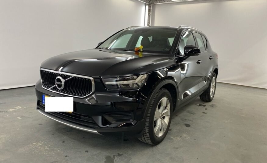 VOLVO xc40 2.0 D3 Momentum AWD