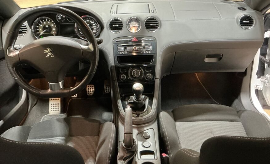 PEUGEOT RCZ 1.6 THP Basis