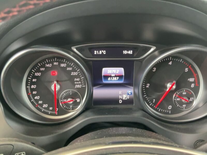 MERCEDES-BENZ gla 220 d 4Matic AMG Line