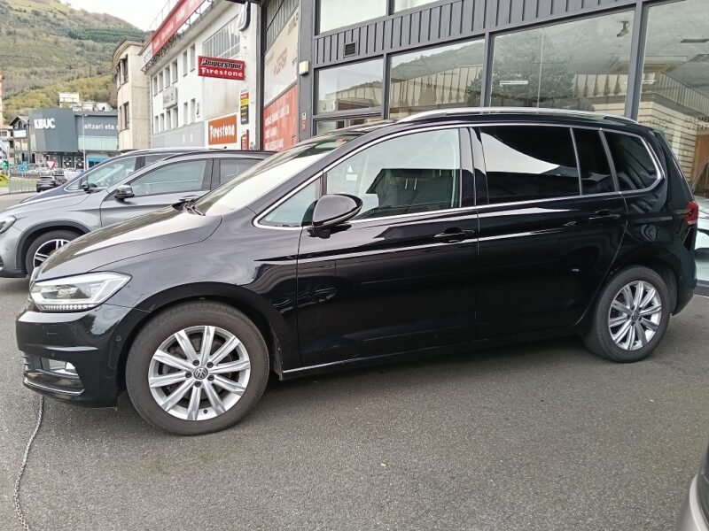 VOLKSWAGEN Touran 2.0 TDI Highline BlueMotion Tech