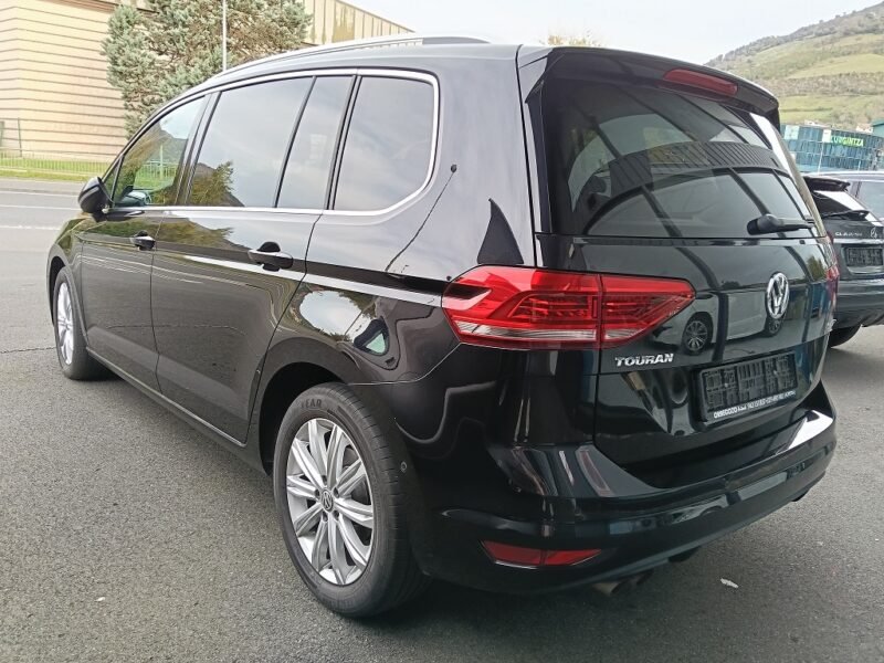 VOLKSWAGEN Touran 2.0 TDI Highline BlueMotion Tech