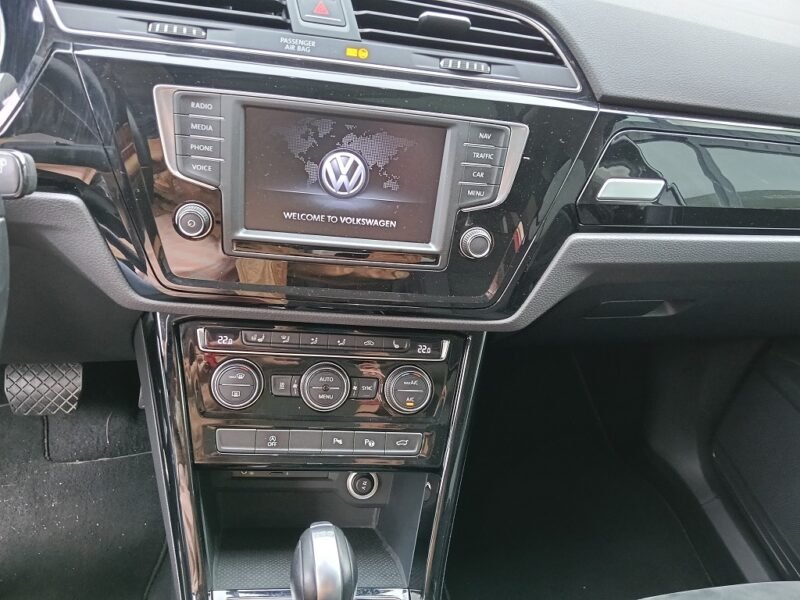 VOLKSWAGEN Touran 2.0 TDI Highline BlueMotion Tech