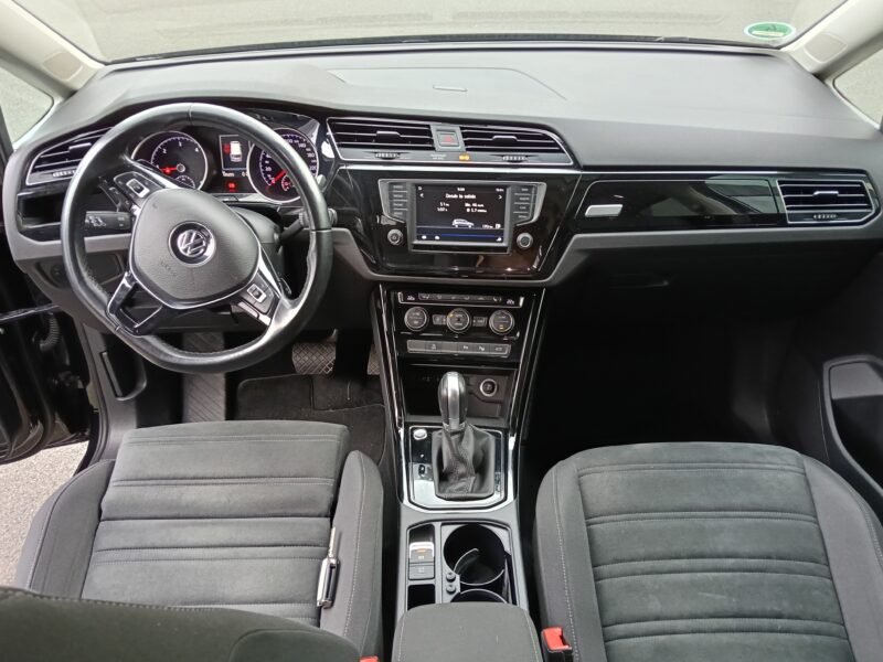 VOLKSWAGEN Touran 2.0 TDI Highline BlueMotion Tech