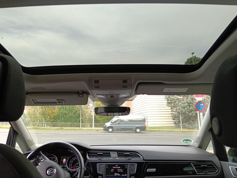 VOLKSWAGEN Touran 2.0 TDI Highline BlueMotion Tech