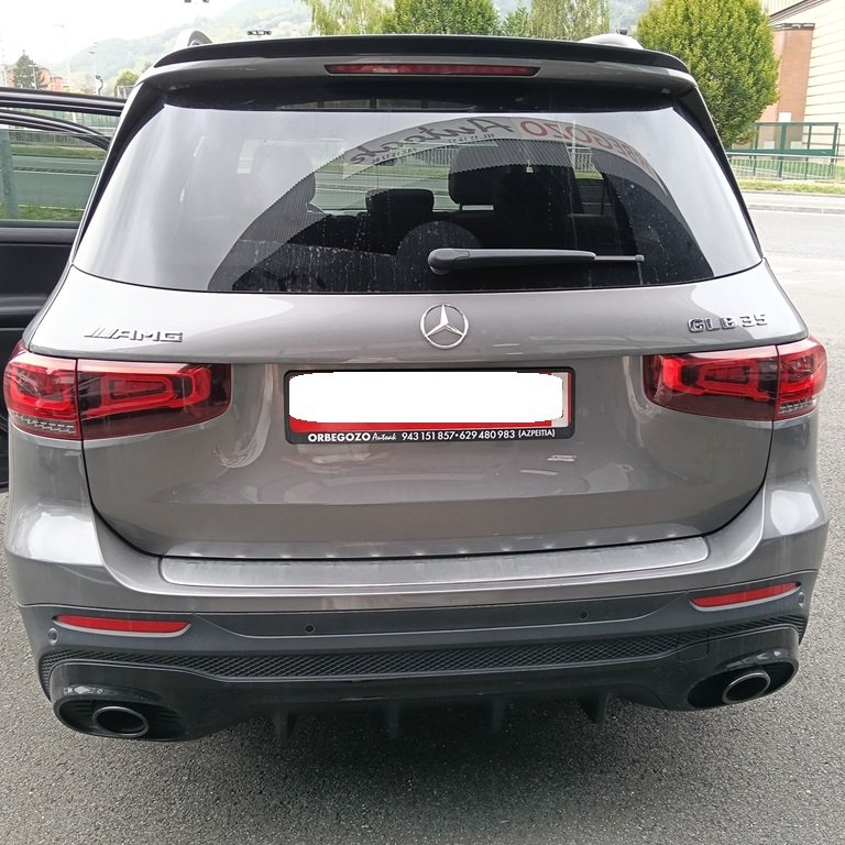 MERCEDES-BENZ GLB 35 AMG 4Matic