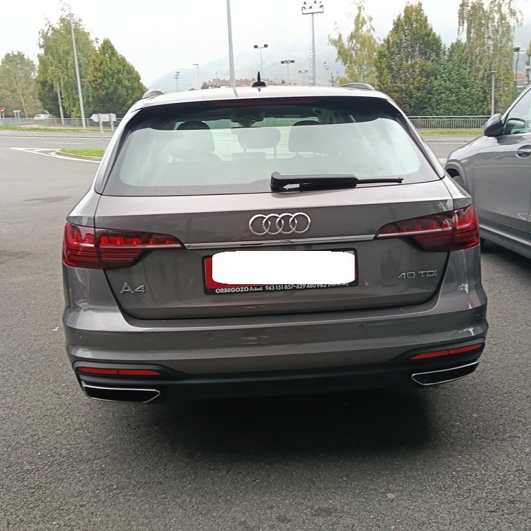 AUDI A4 Avant 4.0 tdi stronic