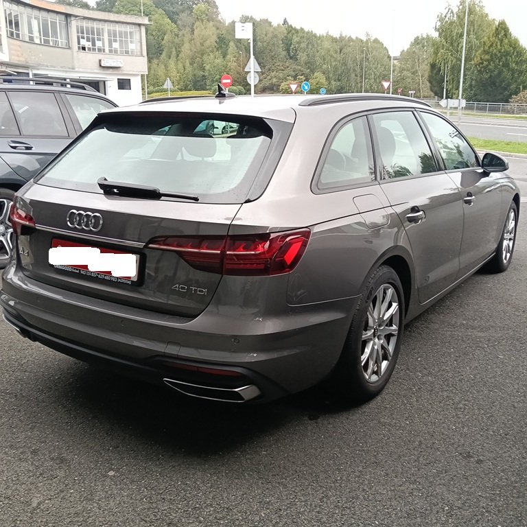 AUDI A4 Avant 4.0 tdi stronic