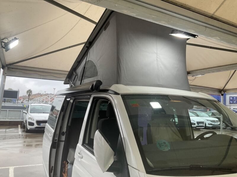 VOLKSWAGEN T6 California 2.0 TDI Beach