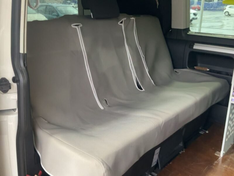 VOLKSWAGEN T6 California 2.0 TDI Beach