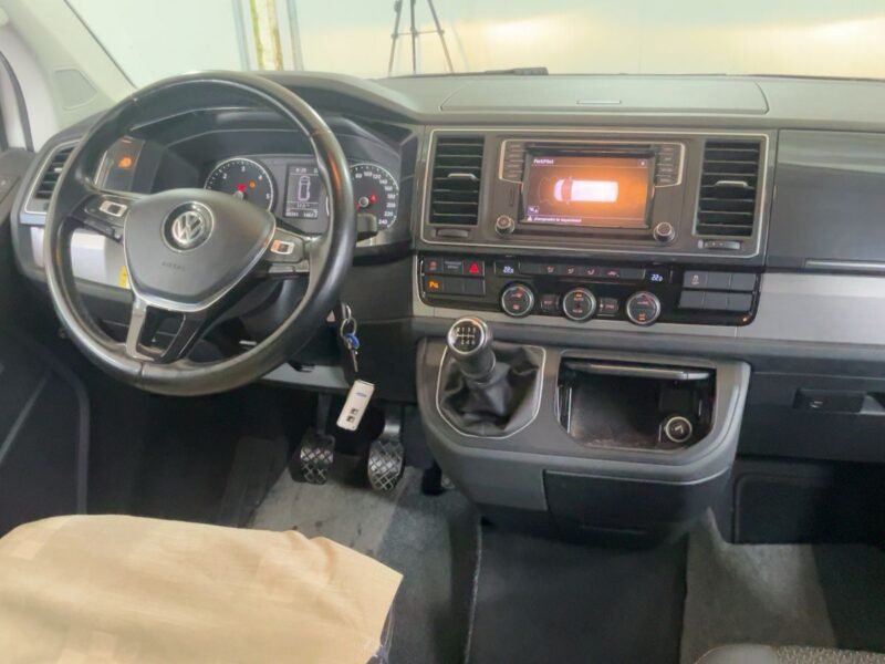 VOLKSWAGEN T6 California 2.0 TDI Beach